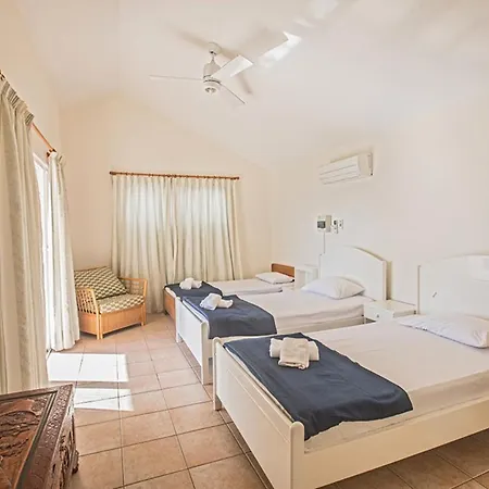 Rent Your Dream Sotira Holiday And Look Forward To Relaxing Beside Your Private Pool, Sotira 1301