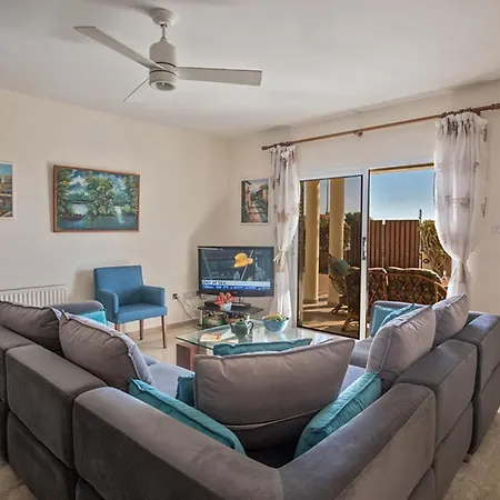 Rent Your Dream Sotira Holiday And Look Forward To Relaxing Beside Your Private Pool, Sotira 1301 *