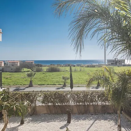 Rent Your Dream Sotira Holiday And Look Forward To Relaxing Beside Your Private Pool, Sotira 1301 Willa *